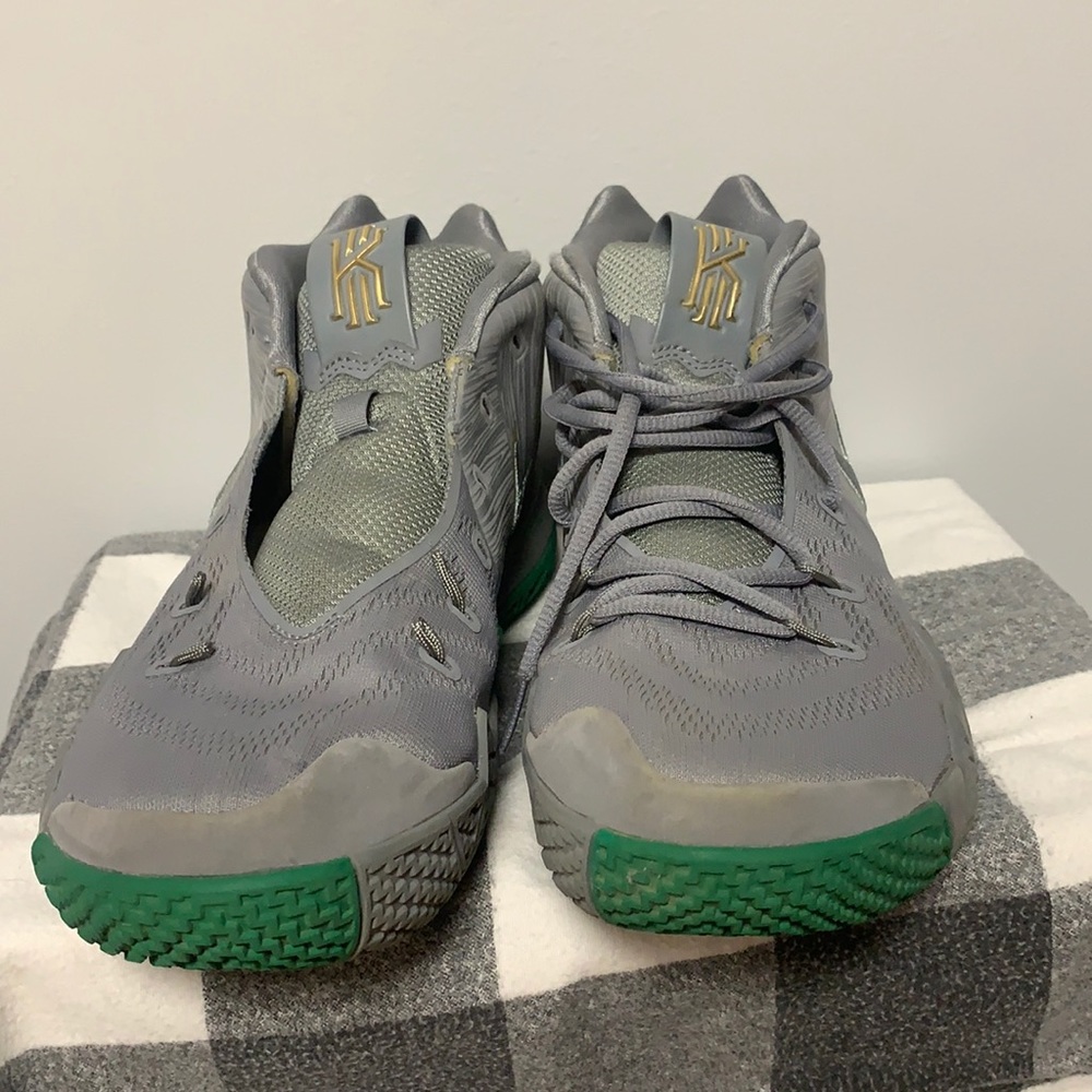 Kyrie 4 “city guardians”